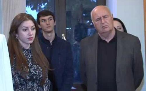 Embedded thumbnail for “Uluslararası Apsnı Vakfı” tarafından Abhaz ressamları arasında düzenlenen “zaman ve çizgiler” adlı yarışma sonuçandı.